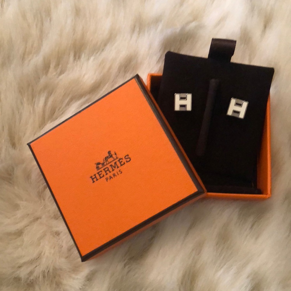 Hermès cube earrings.
